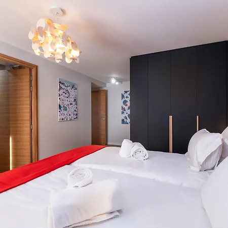 Apartment Luxueux 4 Avec Balcon, Casier A Skis, Proche Des Pistes A 1650 - Fr-1-563-136 *