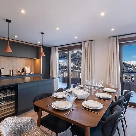 Luxueux 4 Avec Balcon, Casier A Skis, Proche Des Pistes A 1650 - Fr-1-563-136 Apartment